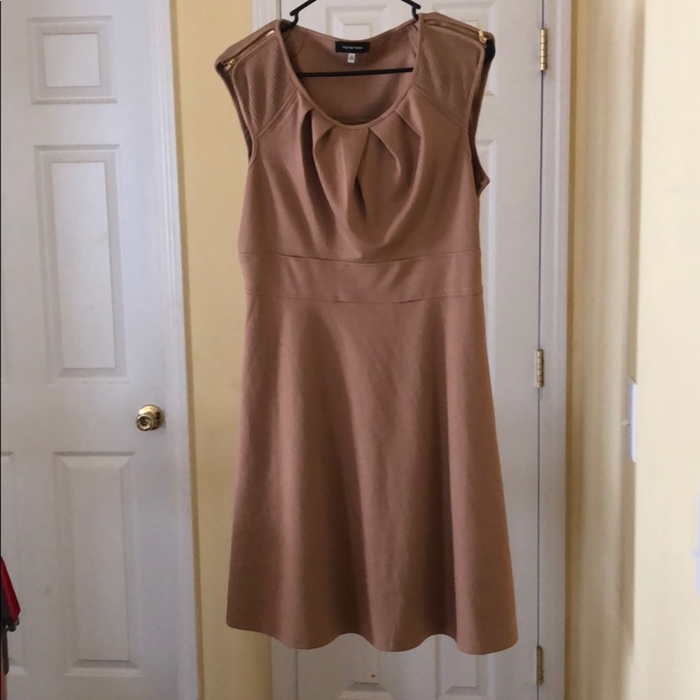 Very cute tan dress!